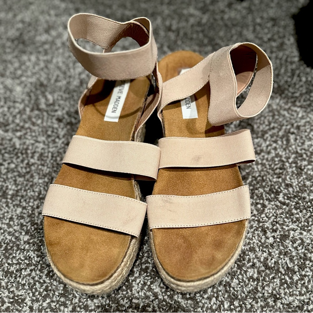 Steve Madden platform sandals